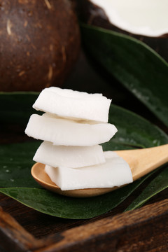 椰子凍 清涼甜美的熱帶風(fēng)情美食